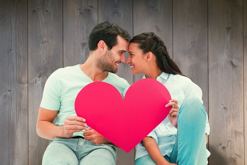 Couple-coeur-rouge-500x334