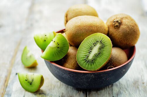 jus pour mincir : le kiwi, rassasiant et purifiant