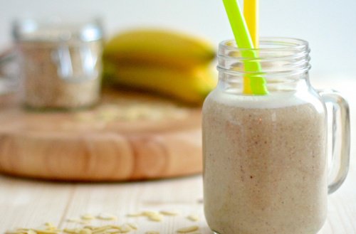 Articulations fragiles : lait d'amande, papaye et banane