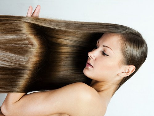 Cheveux-lisses-effets-secondaires-500x377