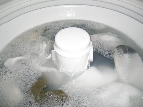 Eau-oxygenee-et-ammoniac-500x375