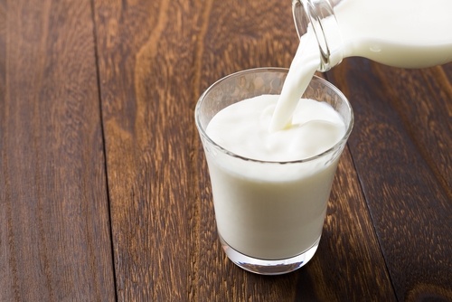 le lait pour soulager les yeux fatigués