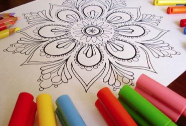 Découvrez pourquoi vos enfants devraient colorier des mandalas