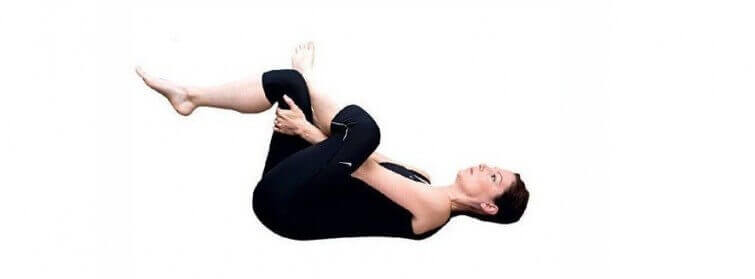 Exercice jambes contre la sciatique.