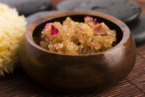 De l'huile d'olive pour exfolier.