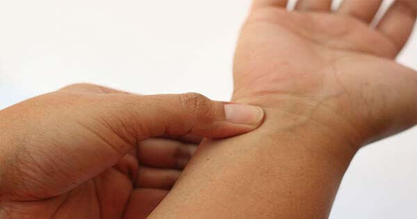 Traitements naturel pour les mains et poignets douloureux