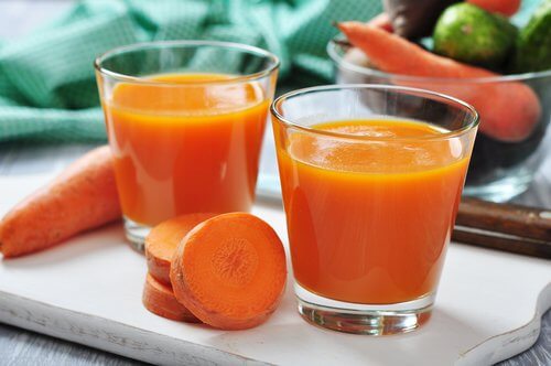 Le jus de carottes pour la santé.