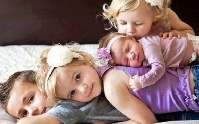 Grands frères et sœurs : amis et deuxièmes parents