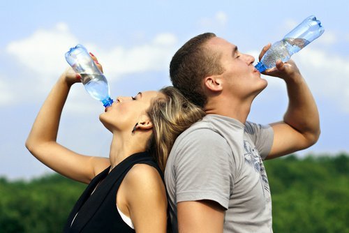 Boire-de-l'eau-500x334