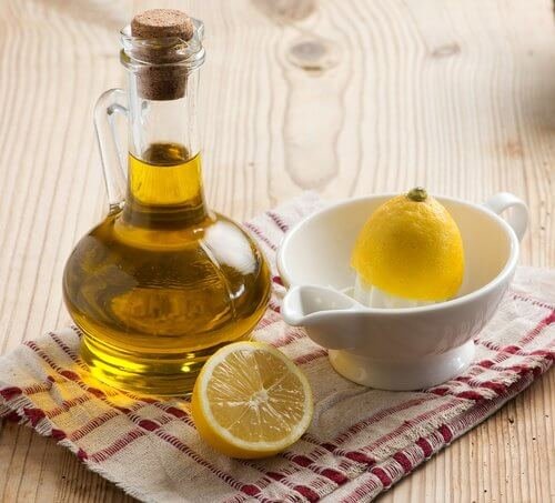 Citron et huile d'olive pour vos coudes.
