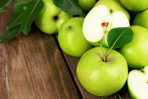 Un smoothie pour perdre du poids : pomme verte