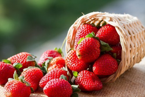 fraises : Remède maison pour le vitiligo