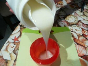 Comment faire de la lessive liquide maison et recyclée