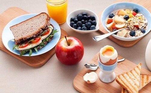 6 erreurs fréquentes que nous commettons au petit-déjeuner