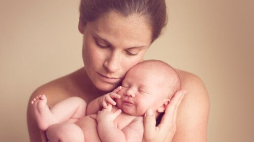 La voix d'une mère éveille le cerveau de son enfant