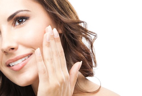 7 conseils pour revitaliser votre visage en quelques minutes 7 conseils pour revitaliser votre visage en quelques minutes