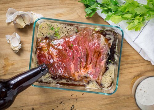 Utilisations de la bière pur mariner les viandes