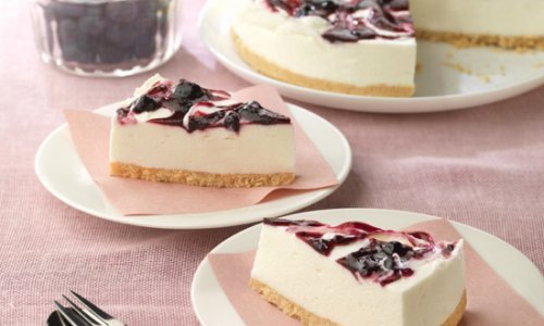Comment faire un gâteau au yaourt et aux myrtilles ?