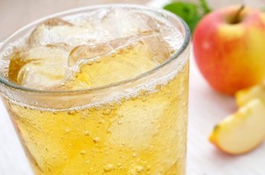 Est-il mauvais de mettre des glaçons dans ses boissons ?