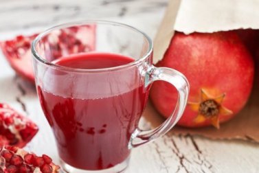 7 incroyables bienfaits du jus de grenade