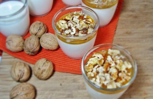 5 idées pour un petit-déjeuner sain riche en protéines : yaourt aux noix