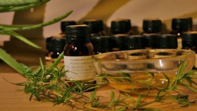 Utilisez des huiles essentielles pour les muscles et les articulations