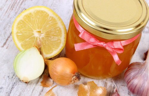 remède miel oignon