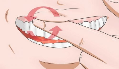 Combattez l'inflammation des gencives avec ces 8 remèdes maison