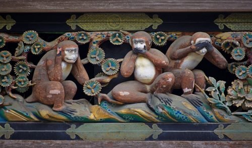 L'enseignement des "trois singes sages"