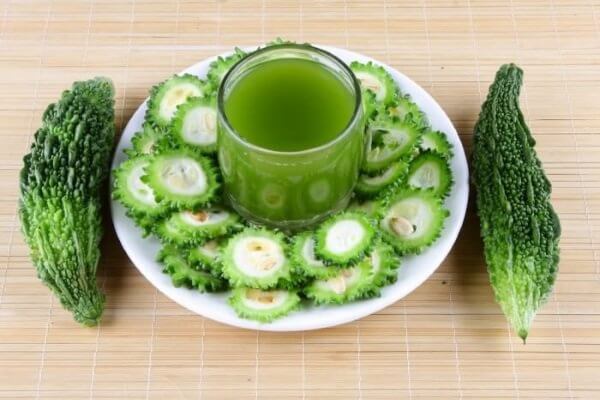 remèdes naturels pour réduire l'hypertension : courge amère