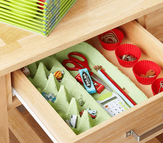 des boîtes d'oeufs pour ranger votre maison