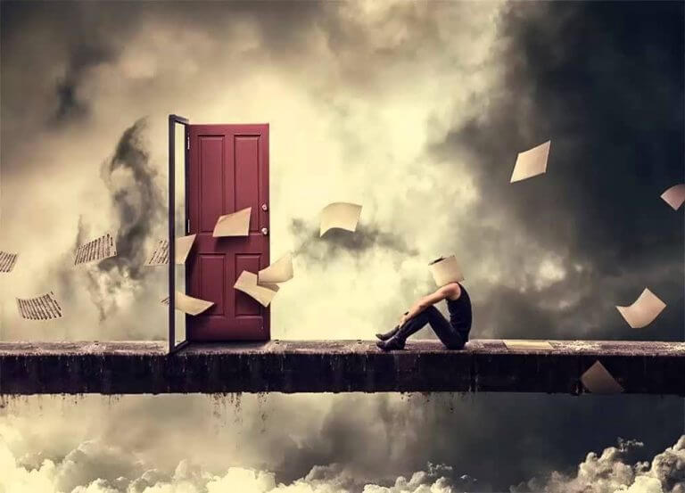 Vous éloigner des personnes pour grandir.