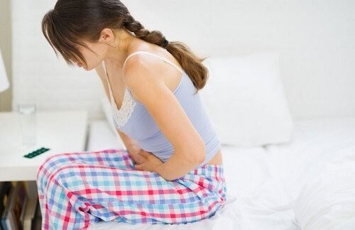 les douleurs abdominales de la maladie de Crohn