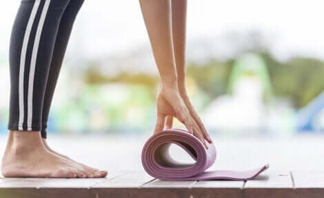 Le yoga est un sport idéal en cas de douleurs articulaires.