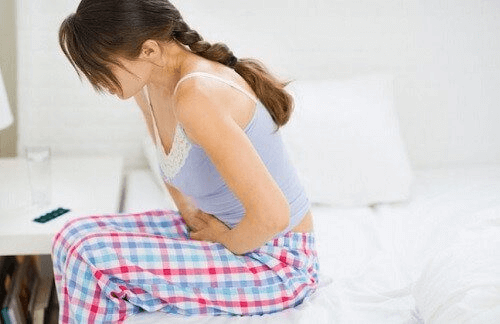 La douleur abdominale est un symptôme de l'appendicite.