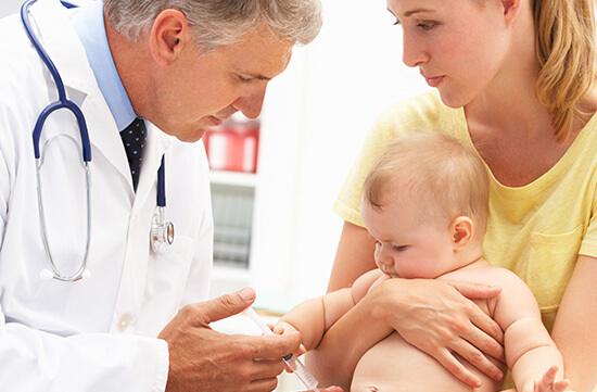 Pourquoi on ne doit pas utiliser Vicks VapoRub chez les bébés  : consulter un pédiatre