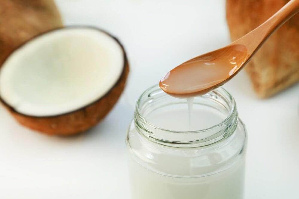 L'huile de coco pour une jolie peau.