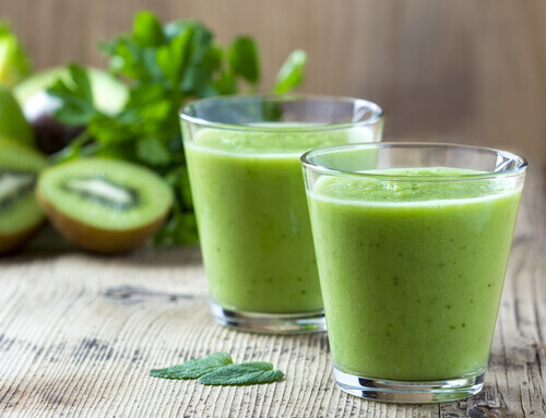 Le smoothie kiwi pomme contre la fatigue.