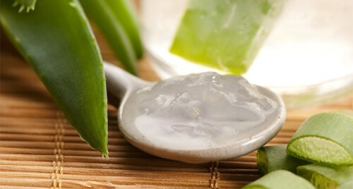 Aloe vera et huile de graines de lin contre les vergetures