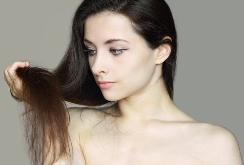 7 causes qui expliquent la chute des cheveux