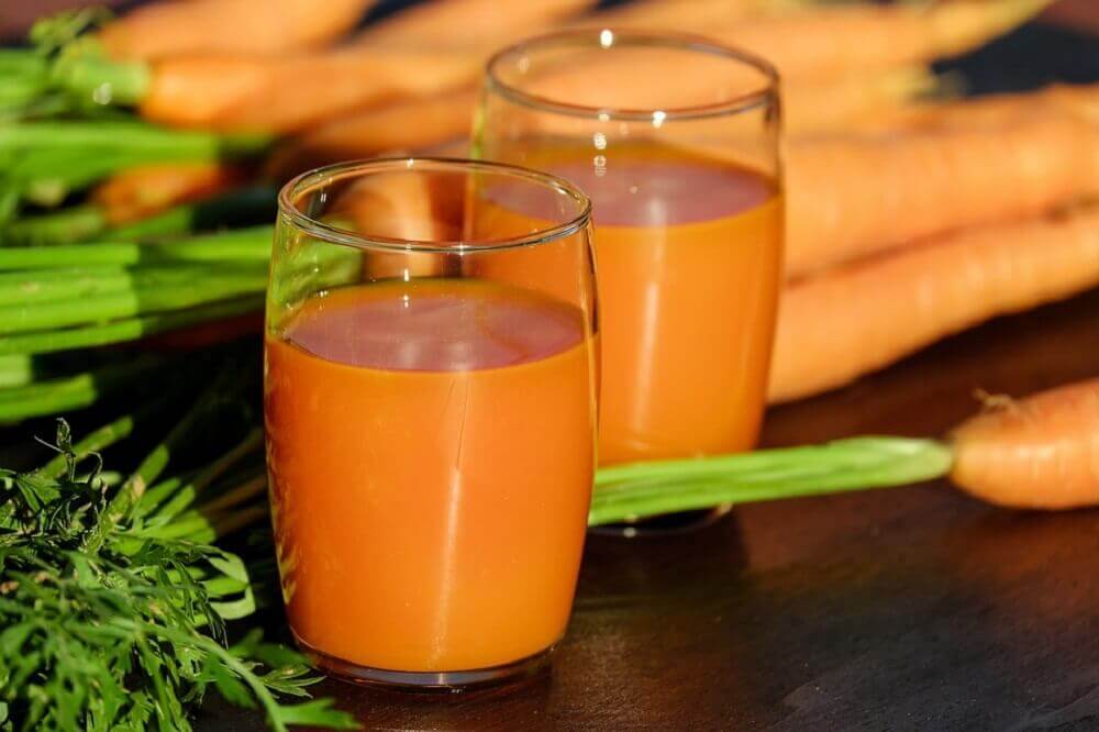 smoothie la carotte et à l'oignon pour combattre la toux