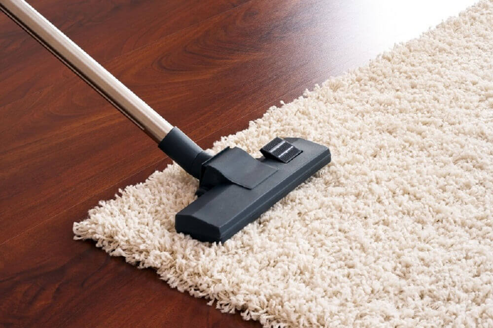astuces de ménage pour nettoyer les tapis