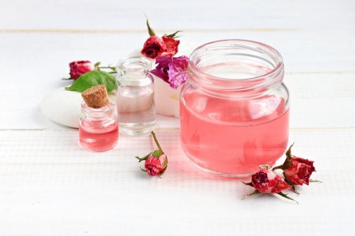 Eau de roses