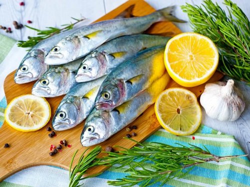 poisson bleu, fruits et légumes pour un esprit actif