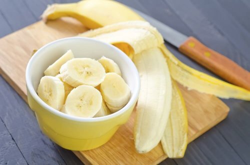 Banane avec des noix avant de dormir.