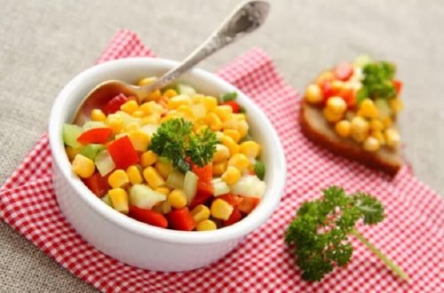 Salade printanière au maïs doux.