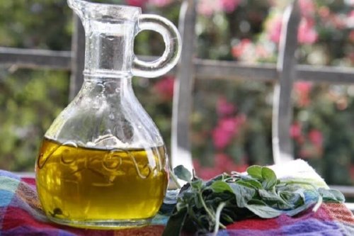 remède maison à base d'origan et d'huile d'olive pour les poumons