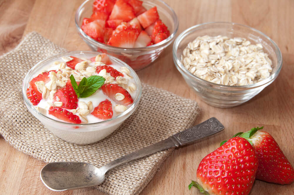 avoine et fraises à la crème