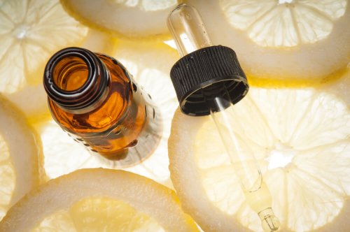 Fabriquer de l'huile essentielle de citron.