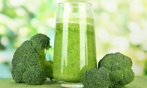 jus de céleri, de brocoli et de chou-fleur pour combattre le stress naturellement.